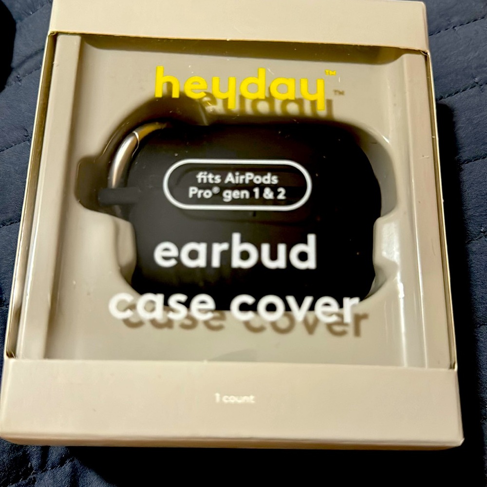Heyday earbud case cover